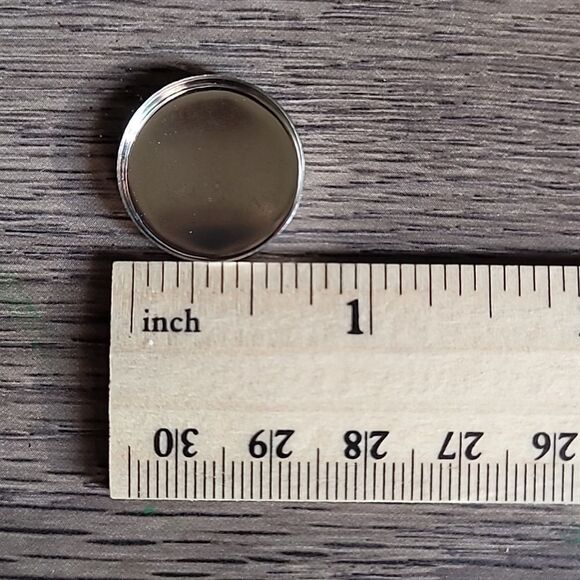 Magnetic eyeshadow pans  - Picture 2 of 2